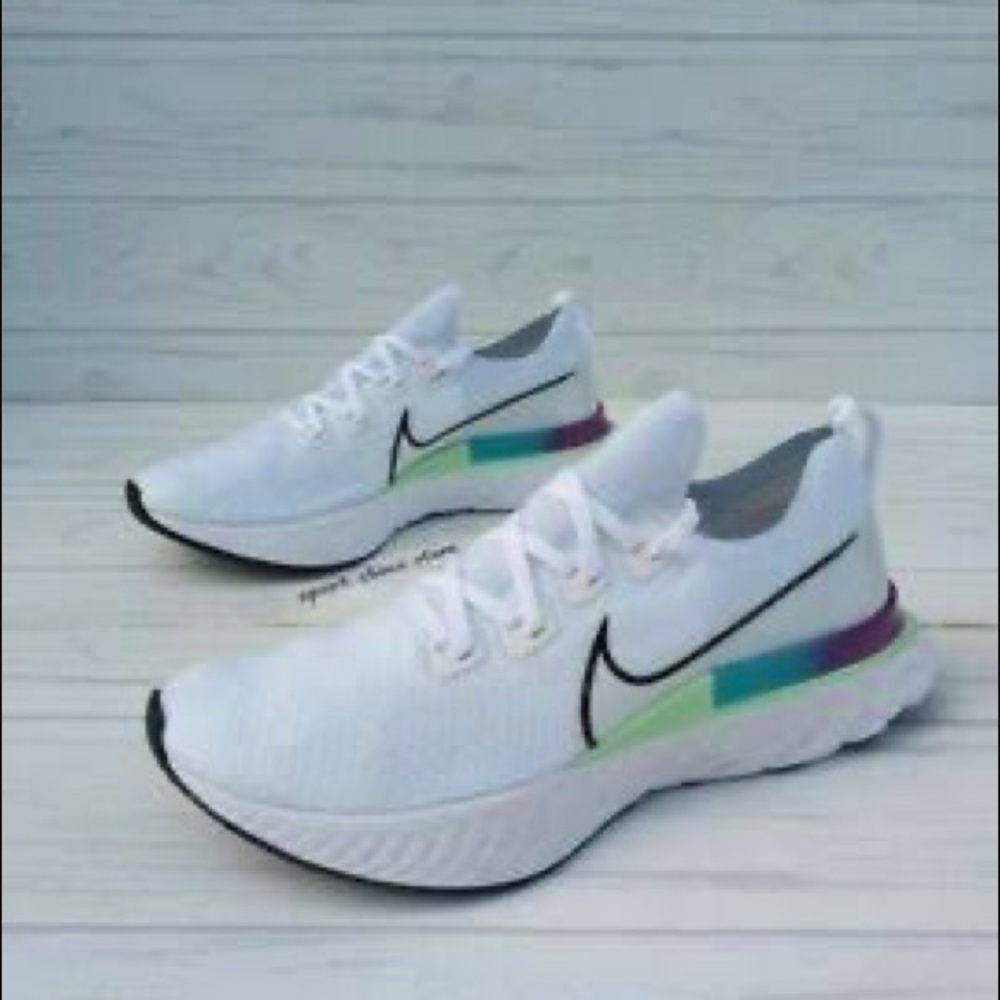 Nike Infinity Reac Flyknits 2.0 2020 Womens Running Tennis Shoes Sneakers - 7.5